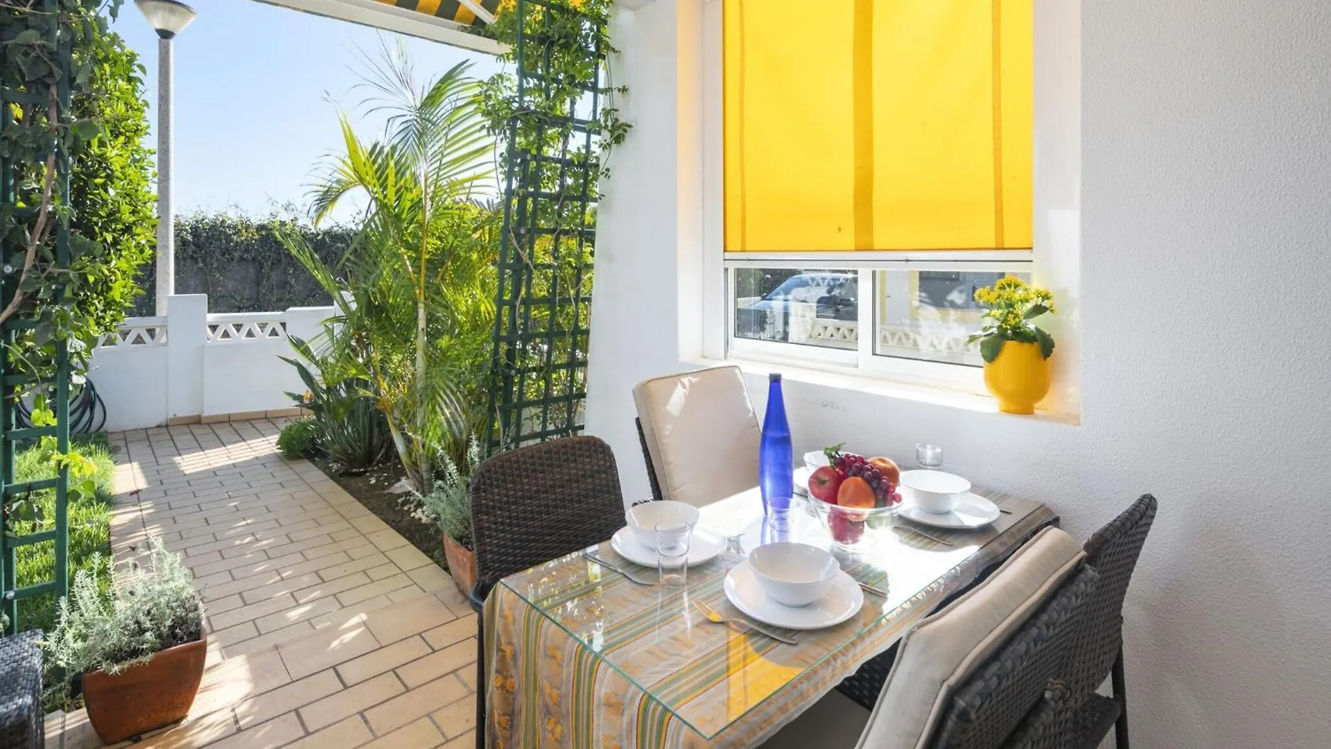 Holiday Home With Terrace, Sea-View Benagil